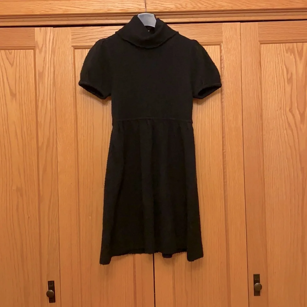 Love Rocks Black Turtleneck Short Sleeve Sweater Dress Size Large - Picture 1 of 4